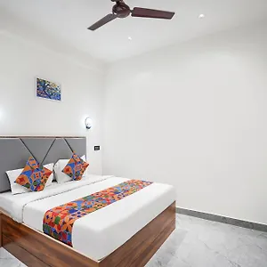 Fabhotel The Shivaay Palace Guest house
